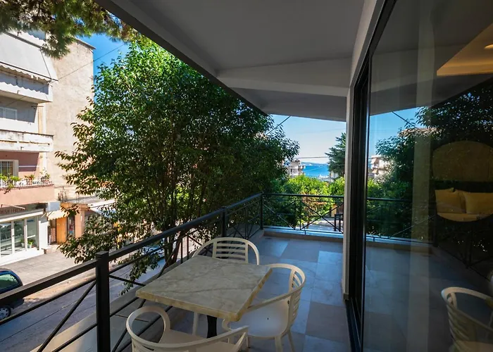 Hotel Lili-1