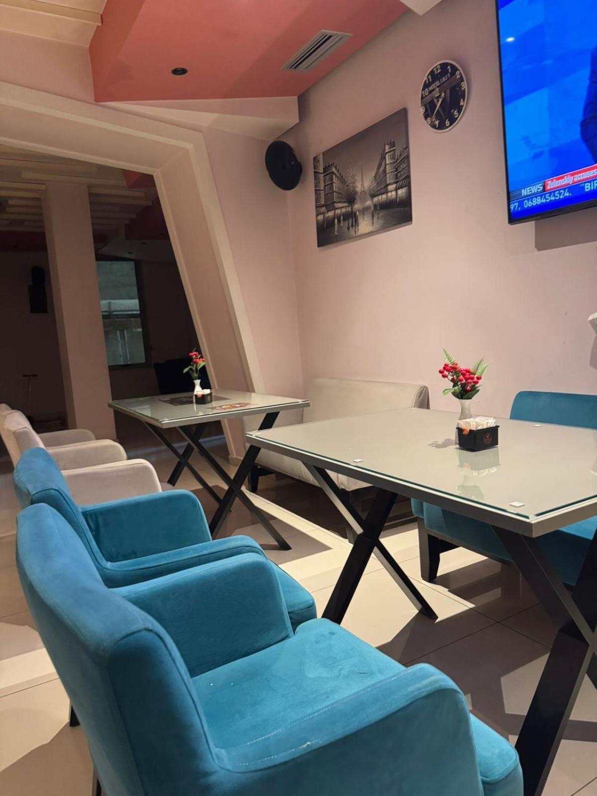 Lili-1 3* Sarande